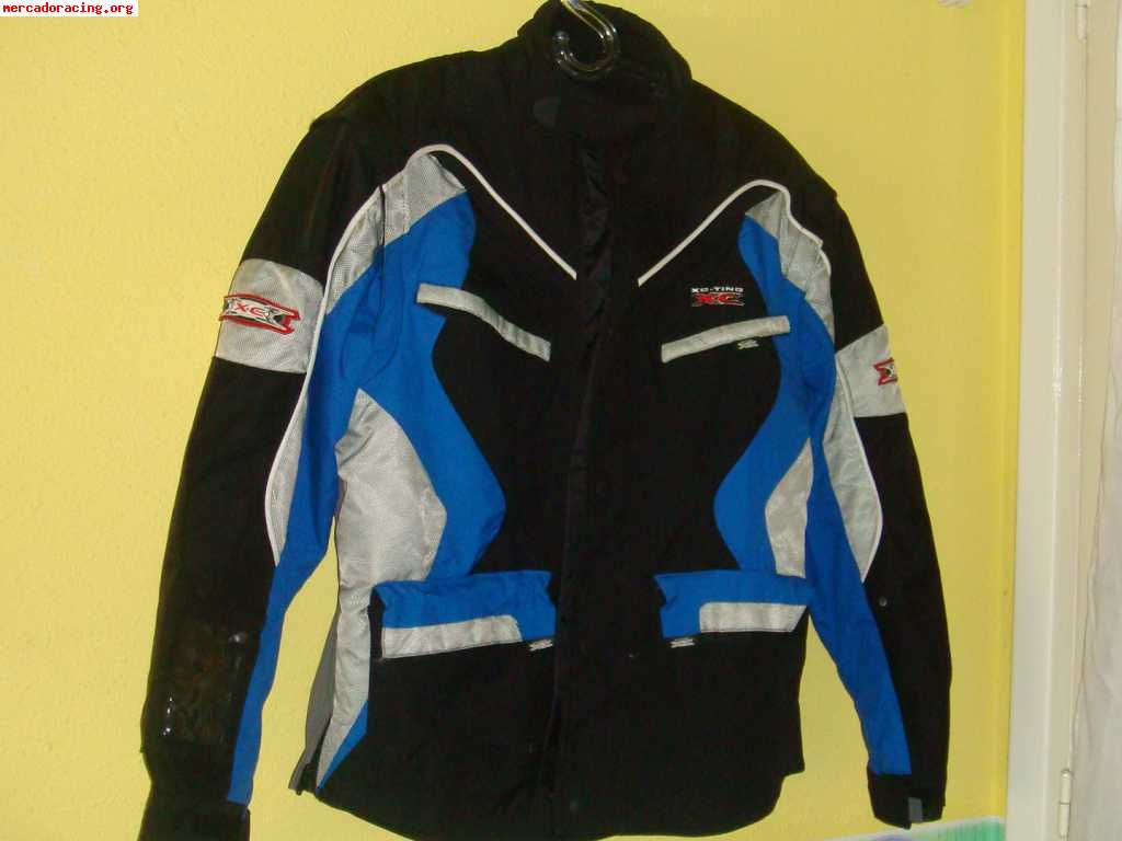 Botas y cazadora motocross