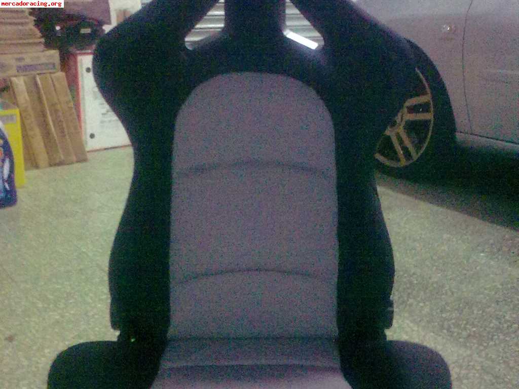 Se vende asiento reclinable racing con guias sparco por 180€