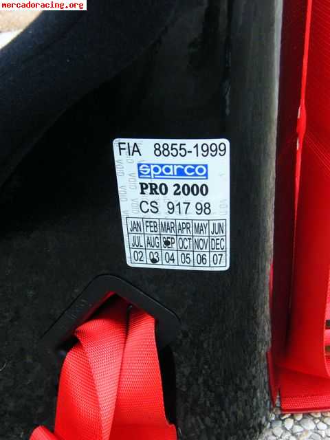 Baquets sparco pro 2000 arneses sabelt