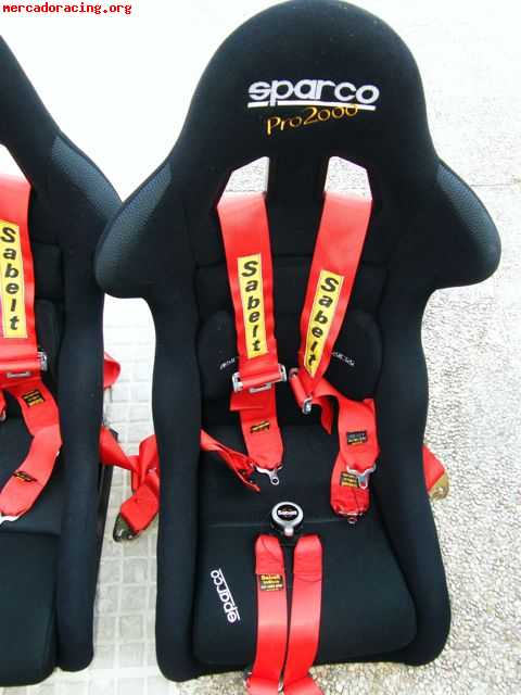 Baquets sparco pro 2000 arneses sabelt