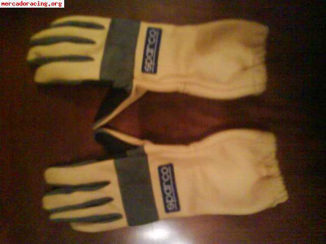Se venden guantes