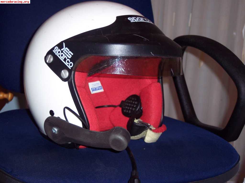 Vendo casco sparco jet con interfonos instalados omp y colla