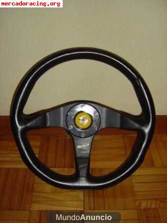 Vendo volante momo