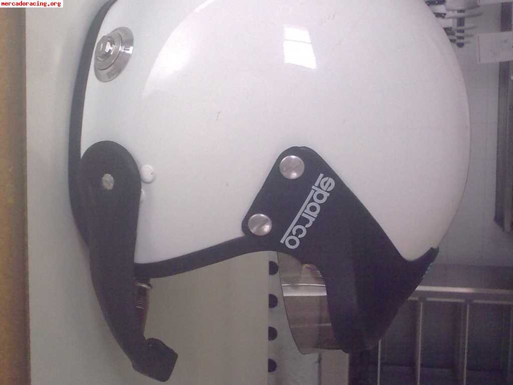 Vendo casco y hans a buen precio