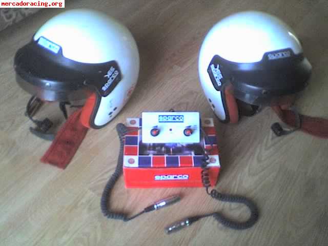 Vendo 2 cascos sparco-yes con centralita completo