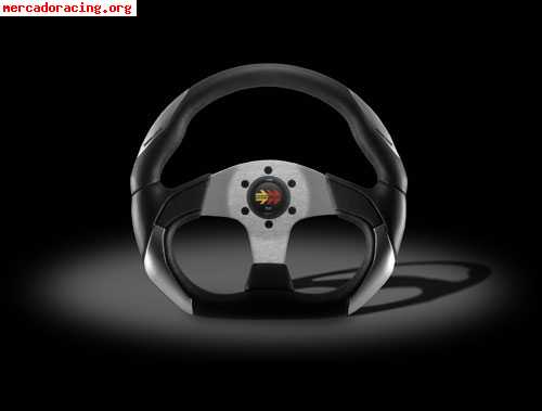 Volante momo corse y arneses sparco