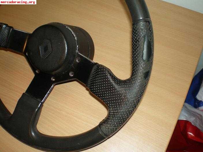 Se vende volante de serie de r5 gt turbo