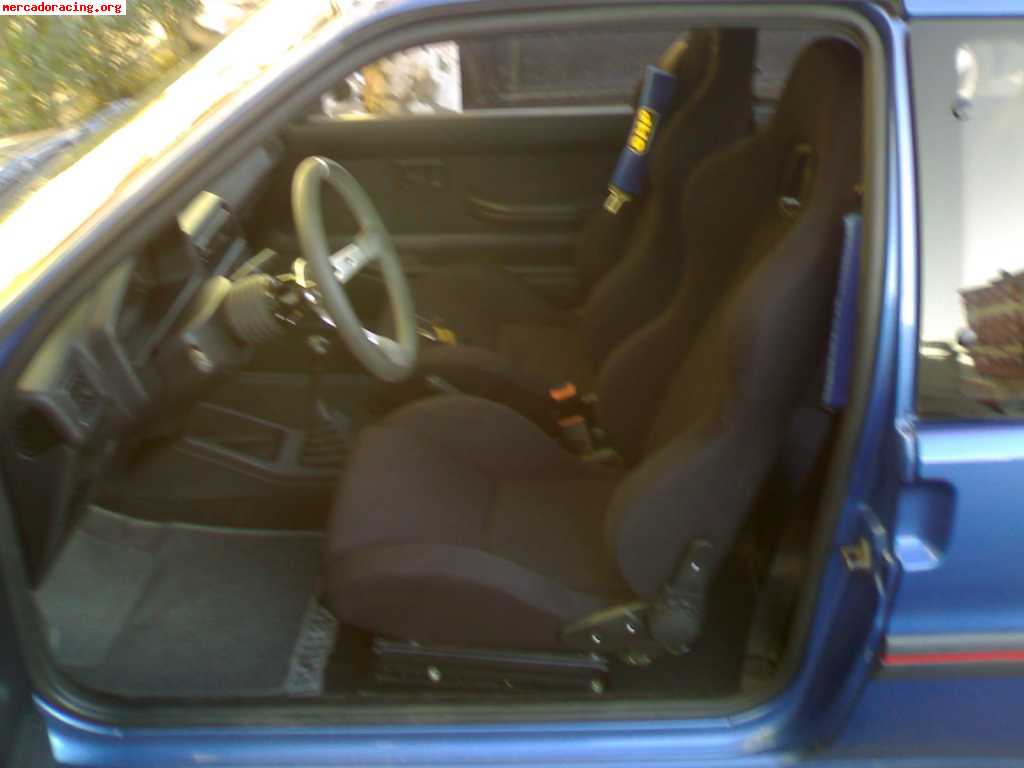 Se venden semibaquets con bases para 106/ax/saxo..