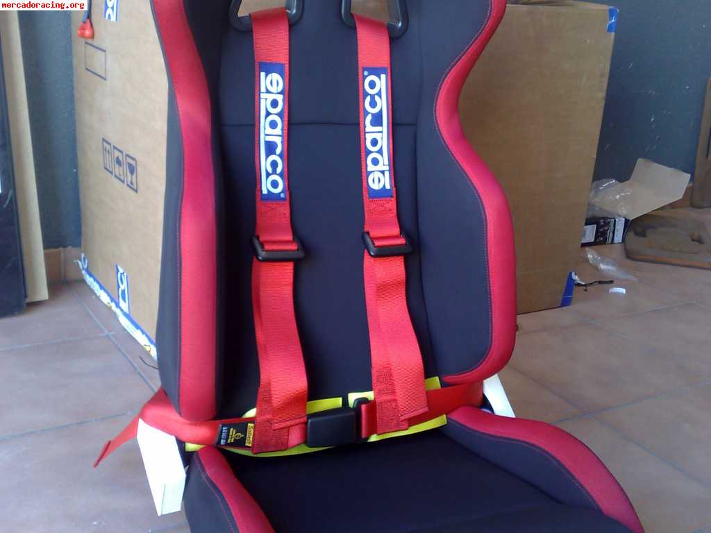 Semi baquets sparco con arneses 300€ se venden semibaquets n