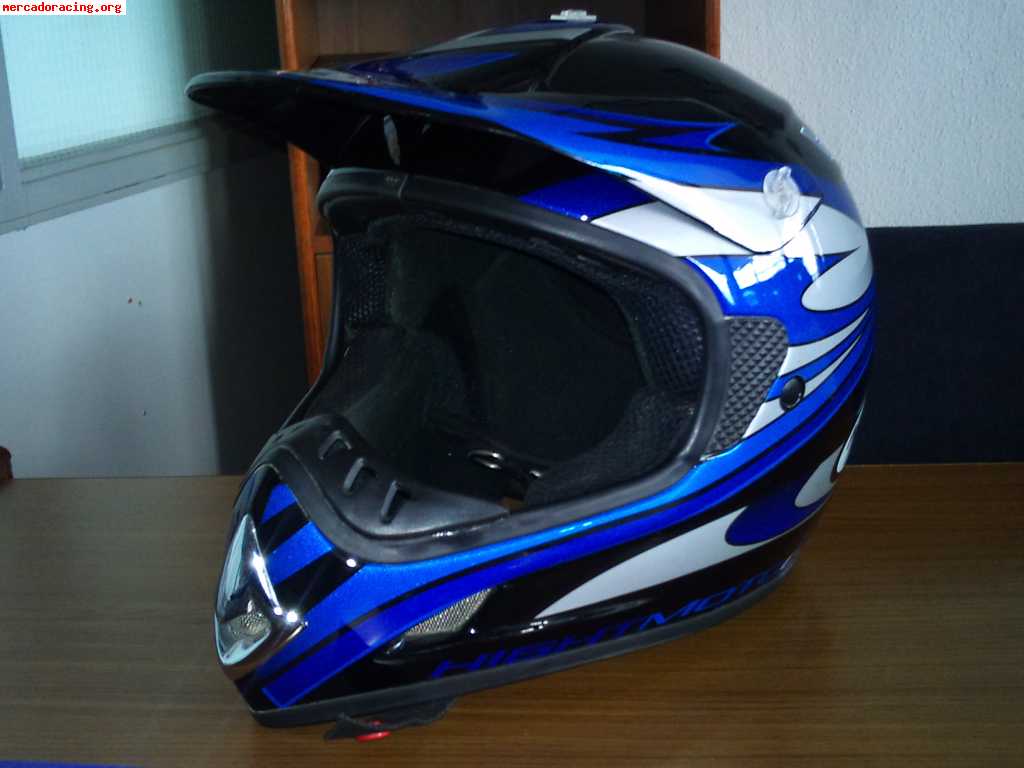 Vendo casco nau 85€ 968 59 75 12