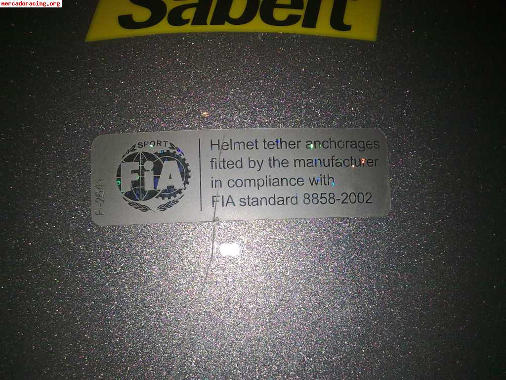 Casco de rally sabelt