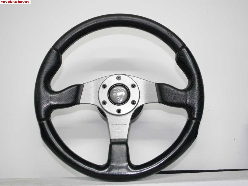 Volante momo plano,con piña de seat y w