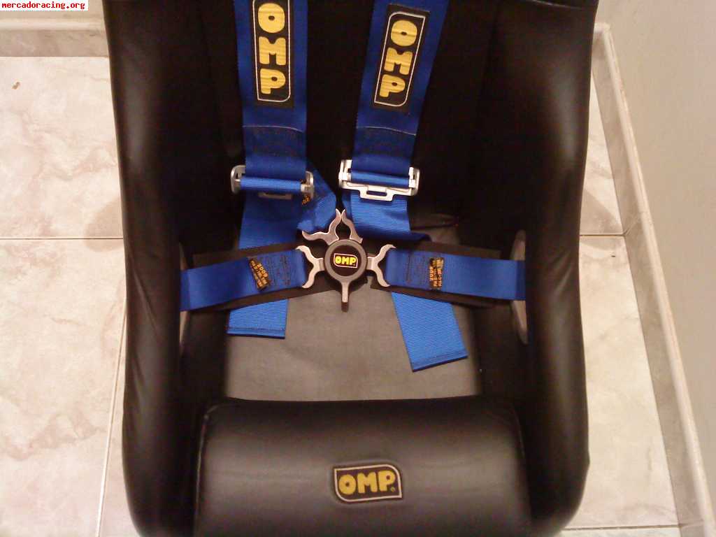 Vendo arnes omp azul caducado  de 4 puntos