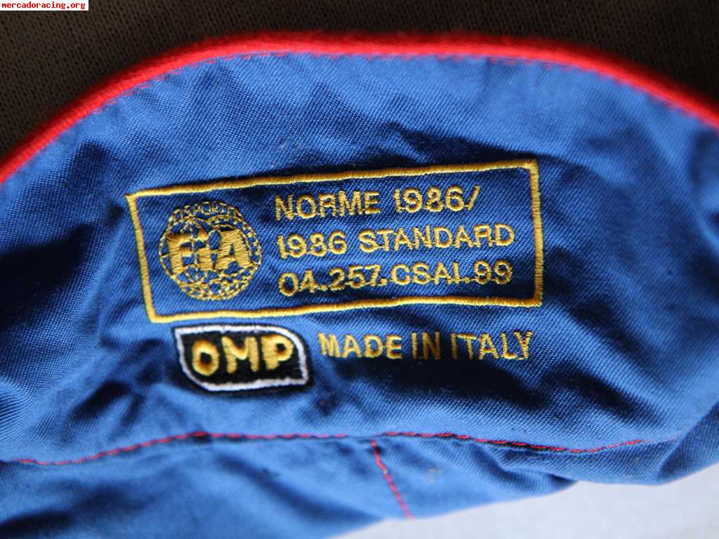 Mono ignifugo omp con guantes a juego