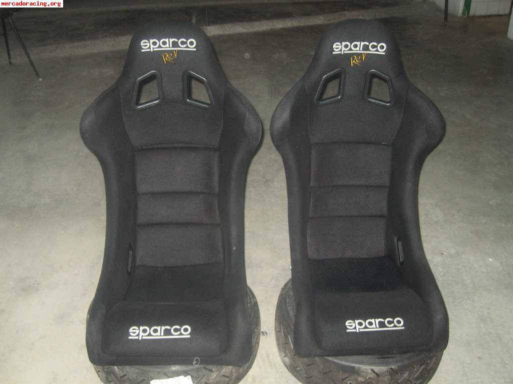 Se venden 2 baquets sparco rev 350 euros