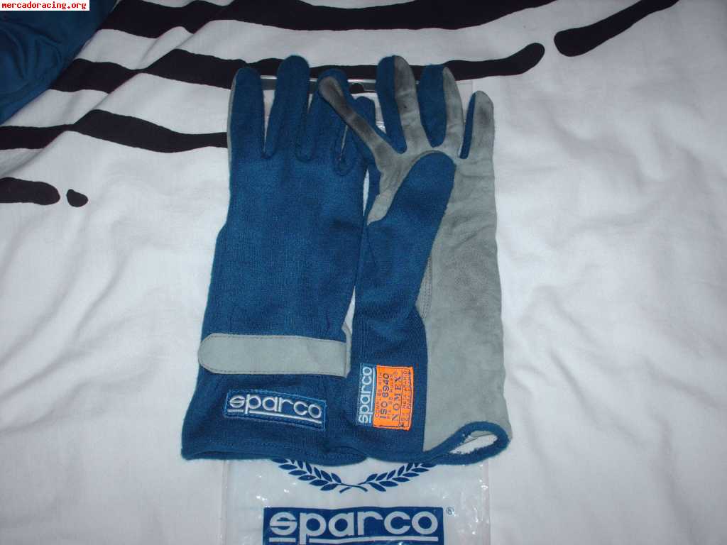 Se vende mono, casco, guantes,...