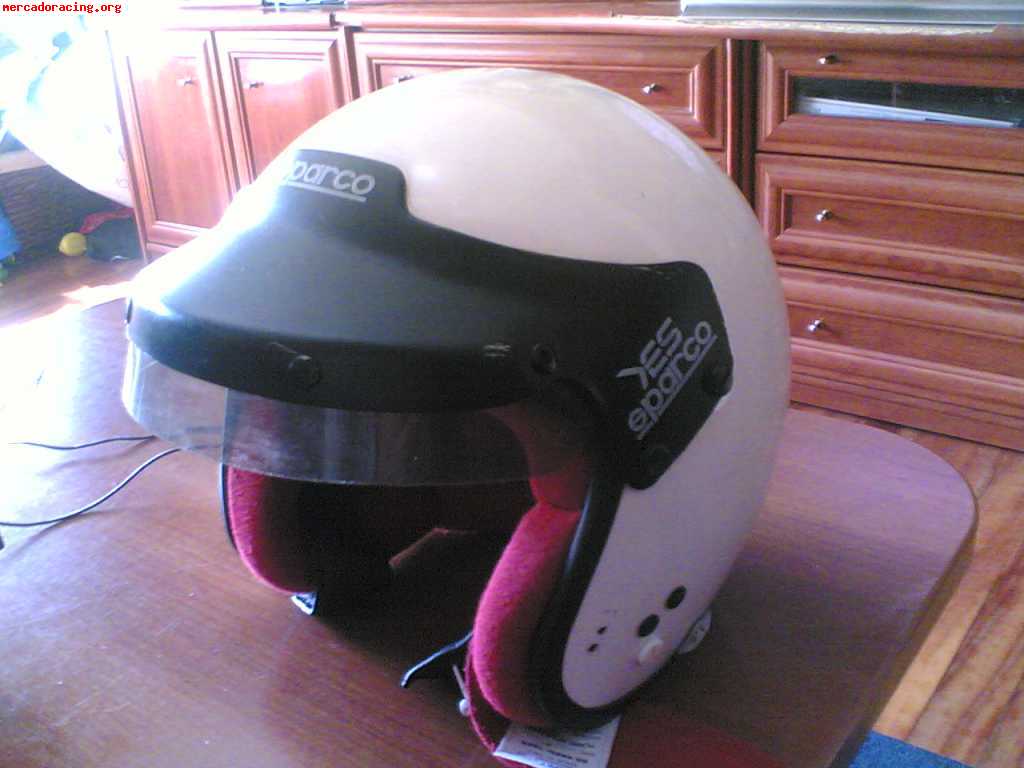 Vendo o cambio casco sparco yes