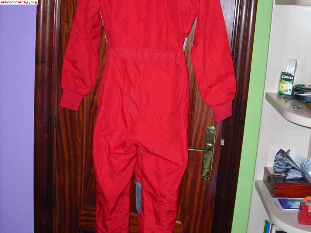 Vendo mono de karting omp 