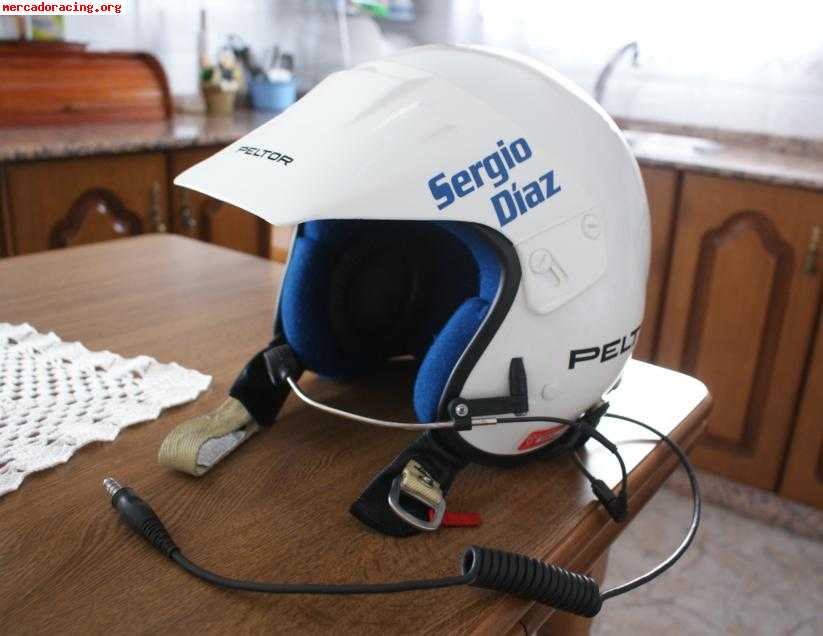 Se vende casco peltor  con pins e interforos