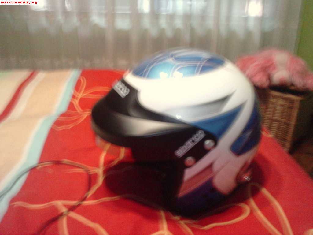 Se vende casco y hans