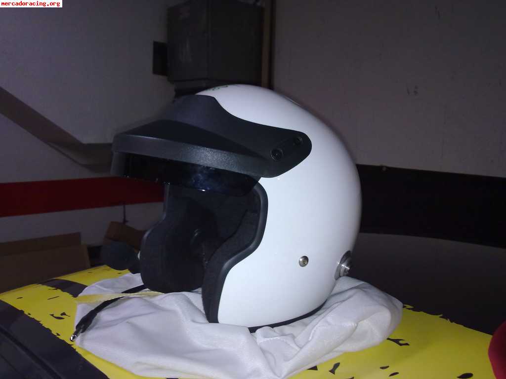 Vendo casco de rallys gallupo muy economico