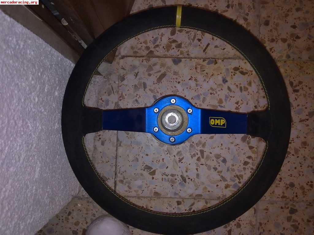 Vendo volante omp piel vuelta y piña 205 rallye.