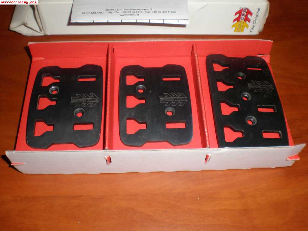 Pedales momo corse técnica black