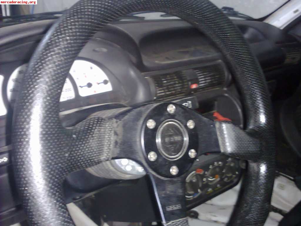 Volante momo competicion