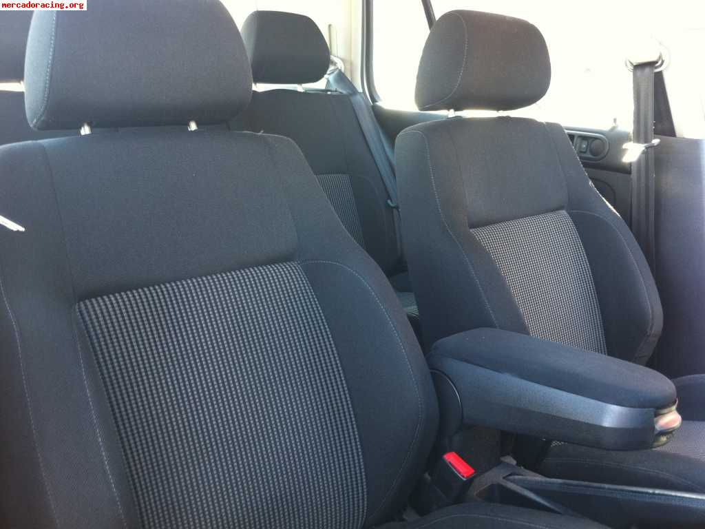 Se venden varias piezas de golf gti iv