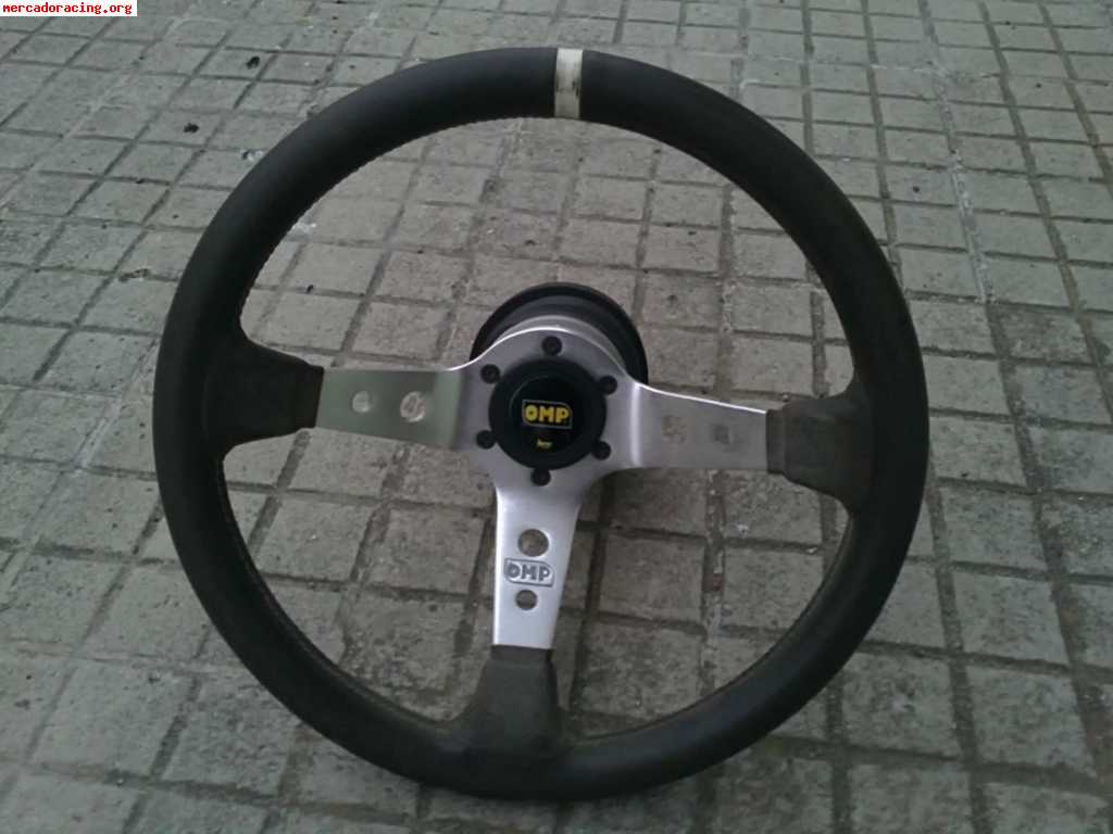 Volante original omp   piña   separador omp 140€