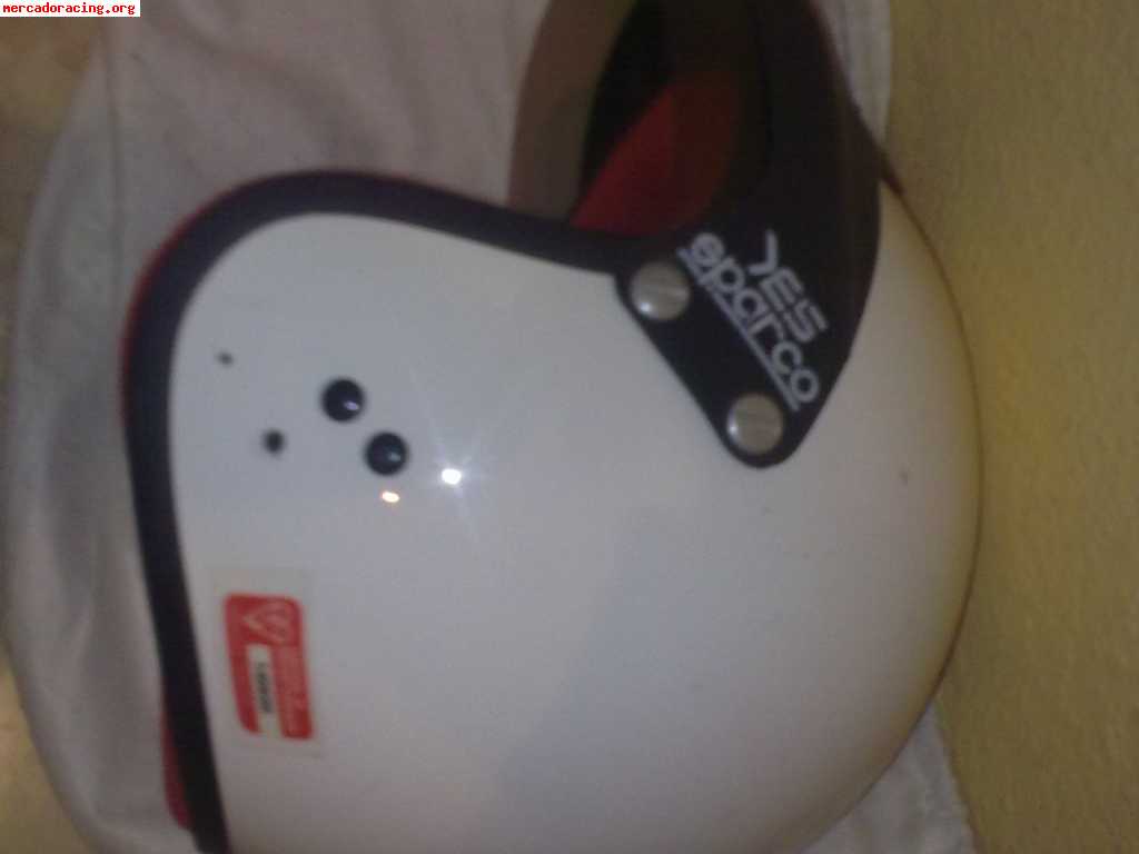 Vendo casco y guantes 