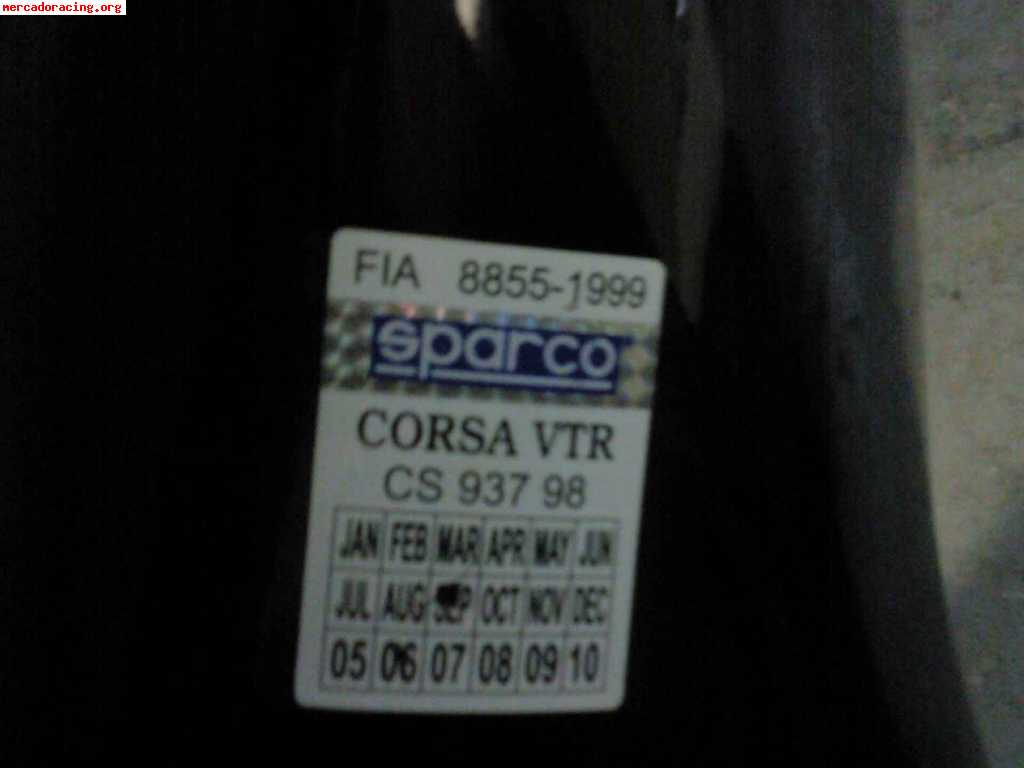 Se vende sparco corsa 200€ !!