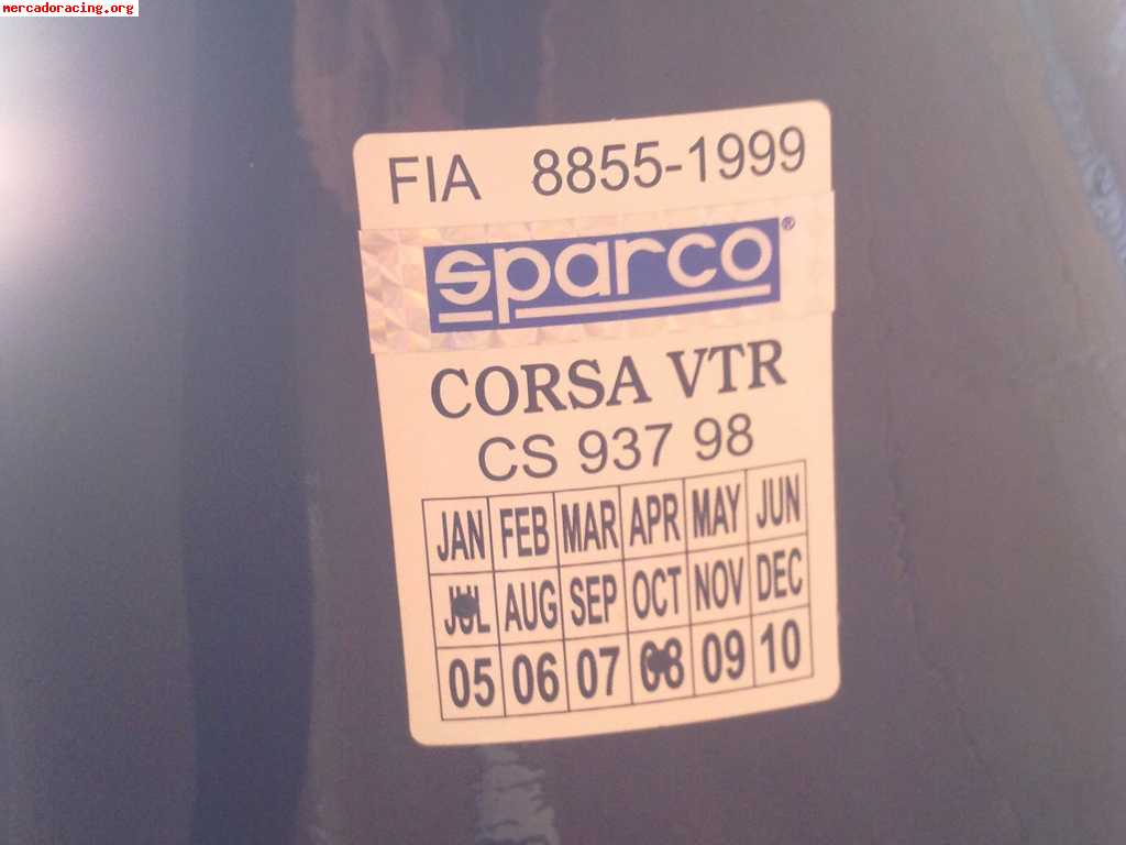 Vendo backet sparco corsa fibra