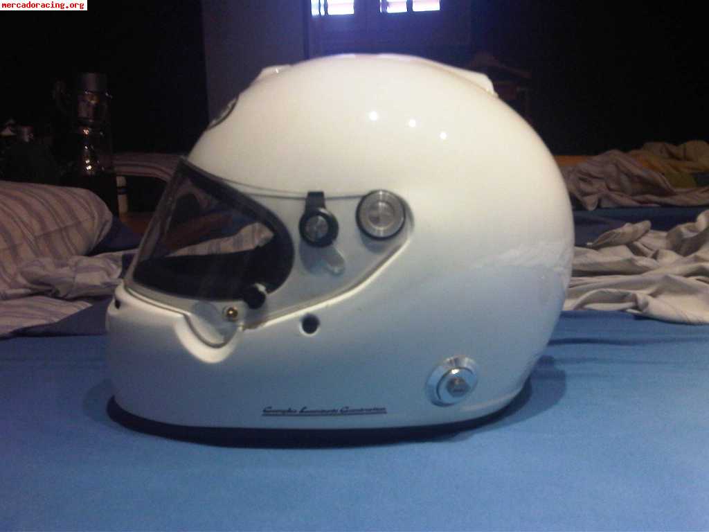 Se vende casco arai cerrado gp5/k