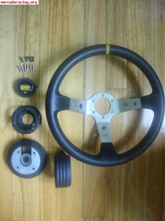 Volante omp corsica   piña ---- 40 euros