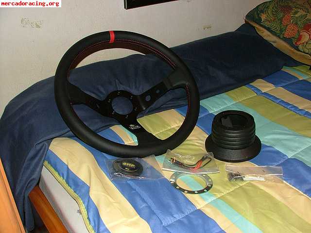 Se vende volante desplazado omp corsica