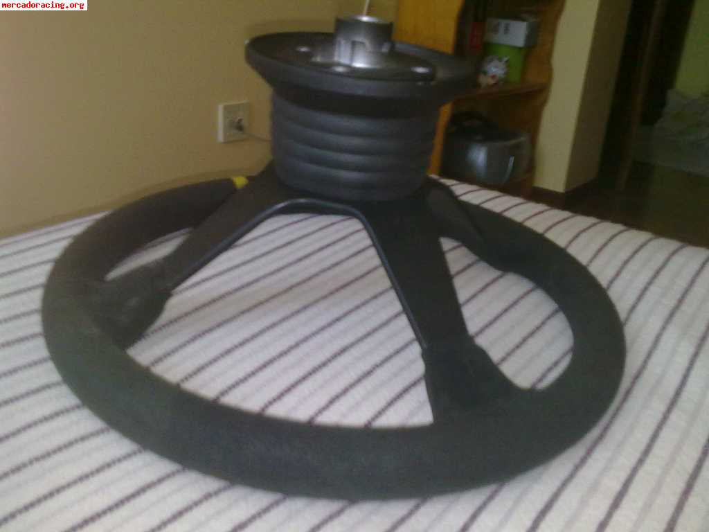 Vendo volante y piña sparco para citroen c2. precio:100euros