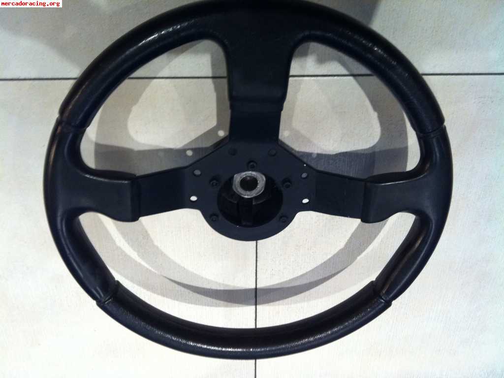 Volante r5 gt turbo.