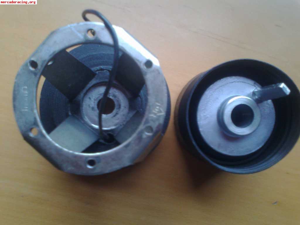 Vendo piñas momo y lusi para mitsu eclipse y clio (ii)