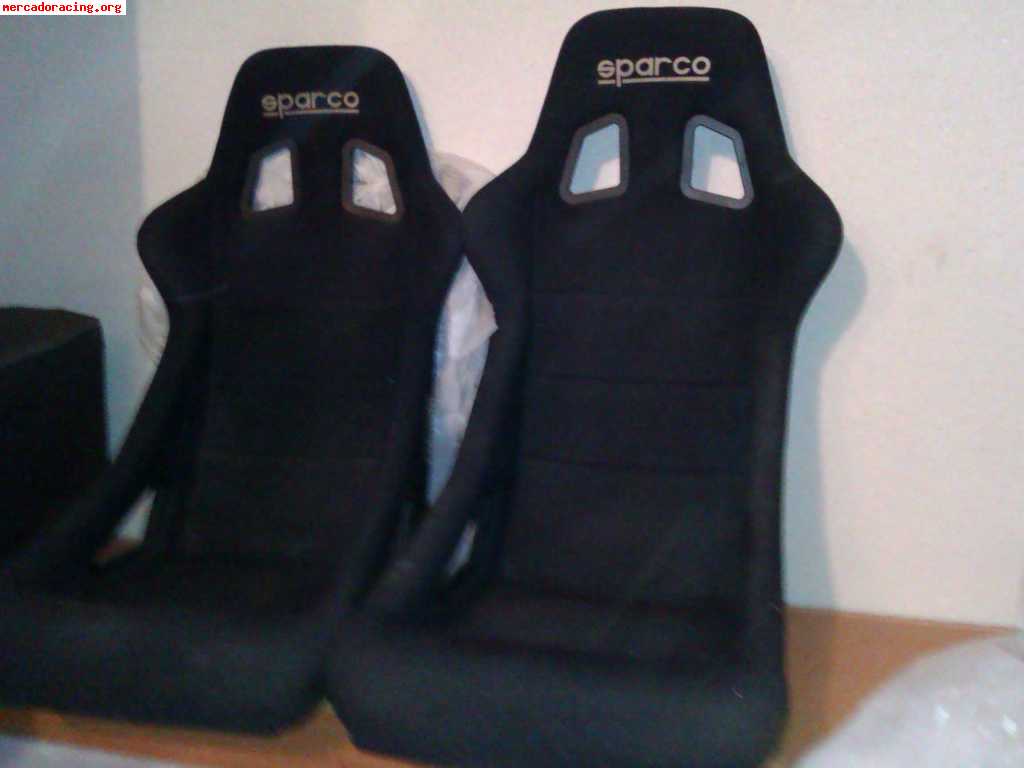 Pareja backets sparco