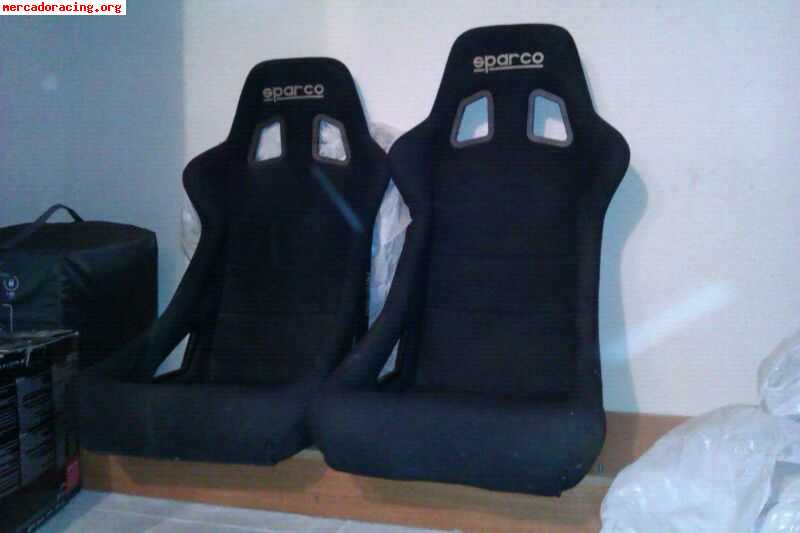 Pareja backets sparco