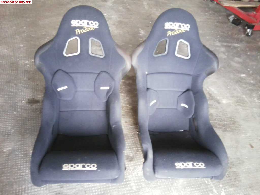 Vendo 2 backets sparco por 2000