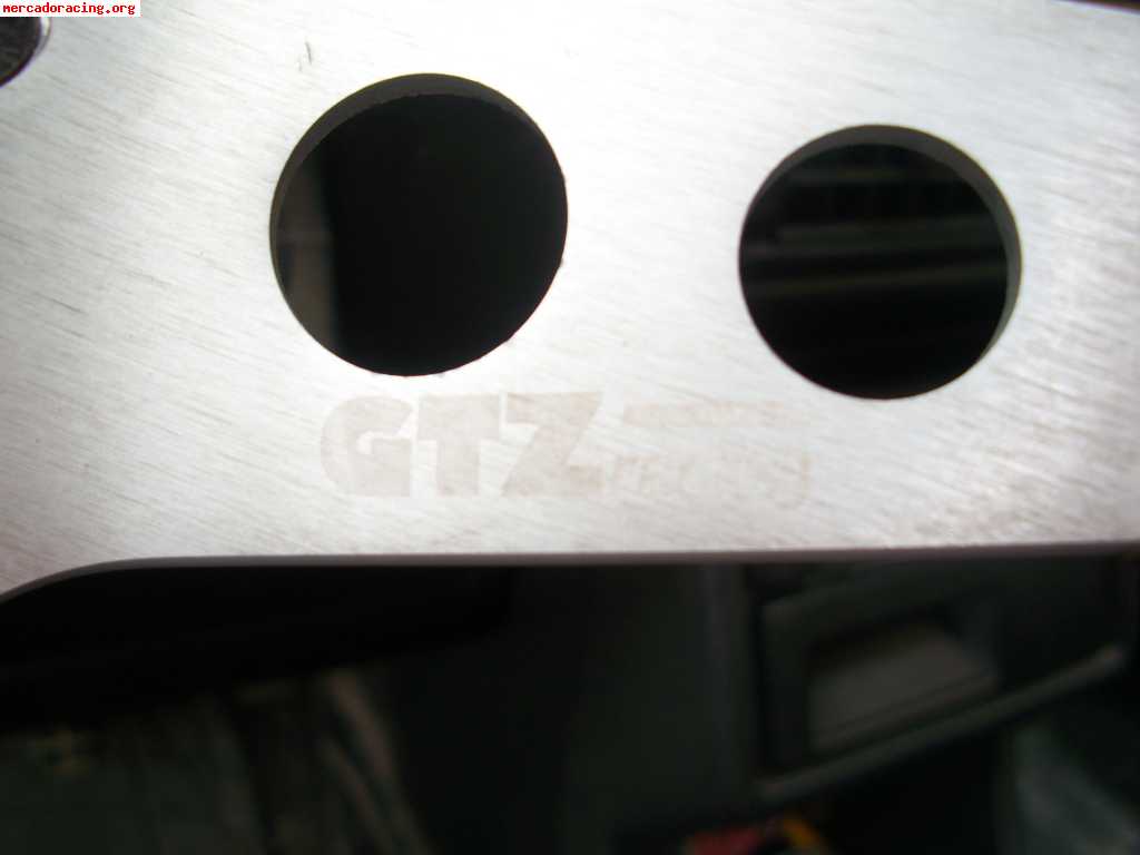 Volante desplazado gtz