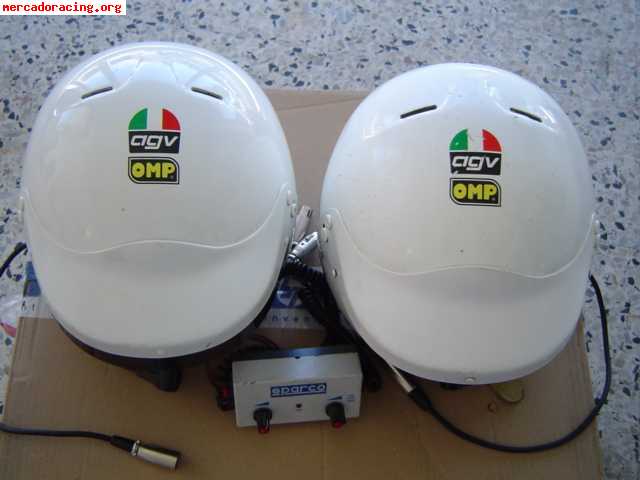 Vendo 2 cascos omp agv con intercomunicadores sparco