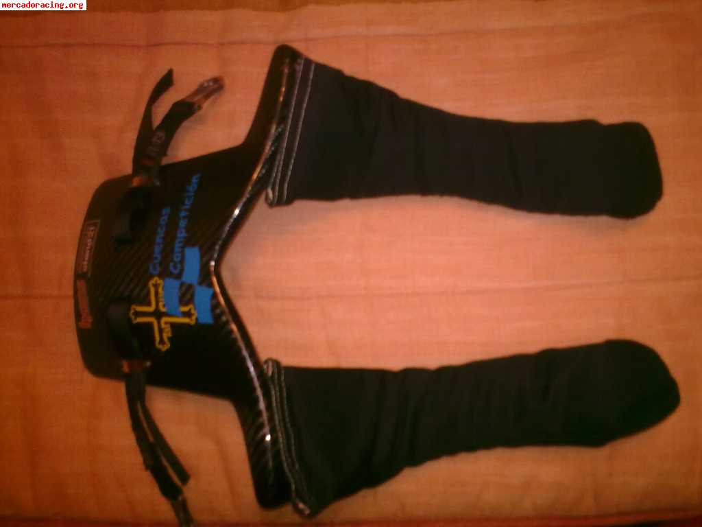 Vendo casco,hans y regalo guantes