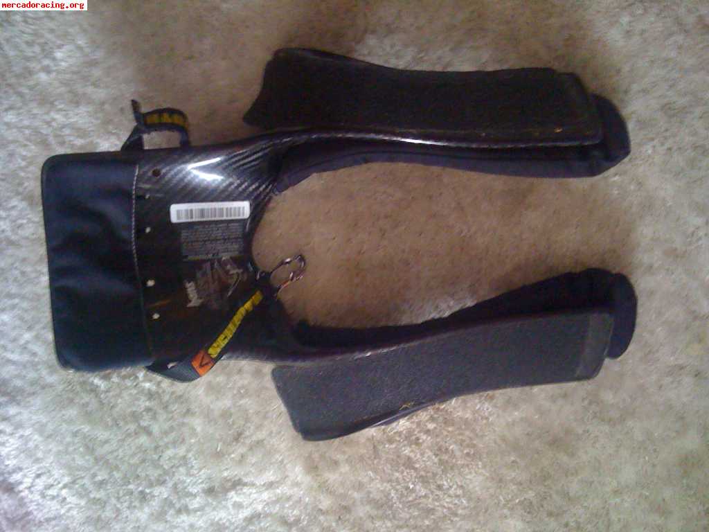 Se vende casco y hans