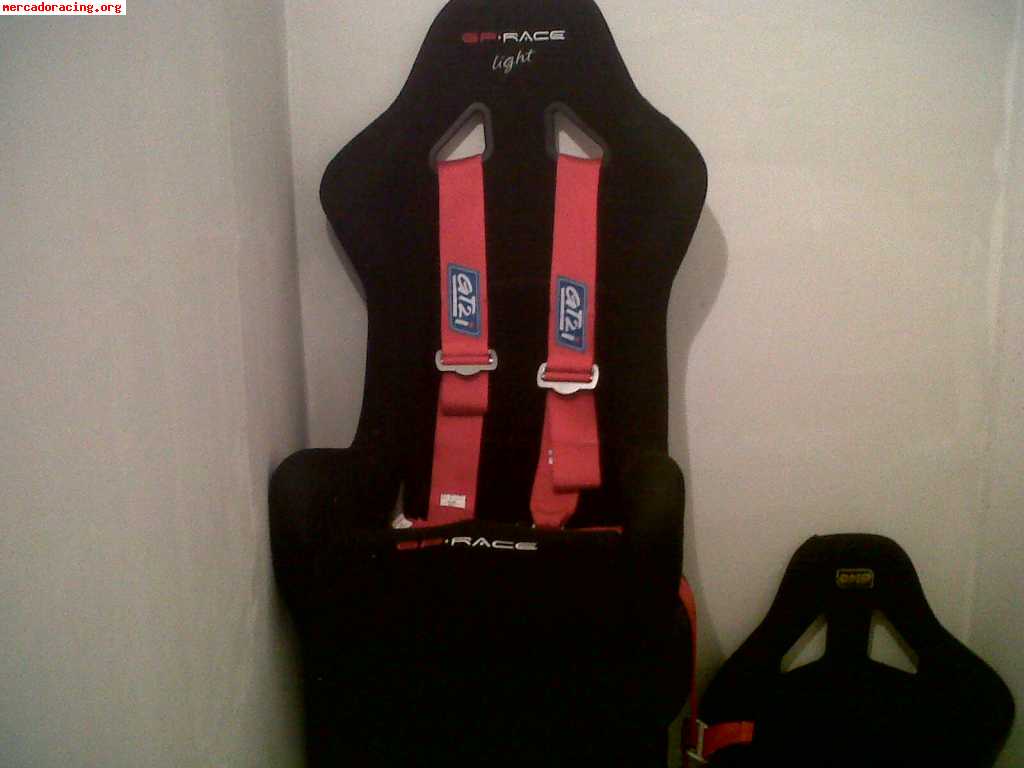 Se vende baquet gp race light y arnes gt2i con homologacion