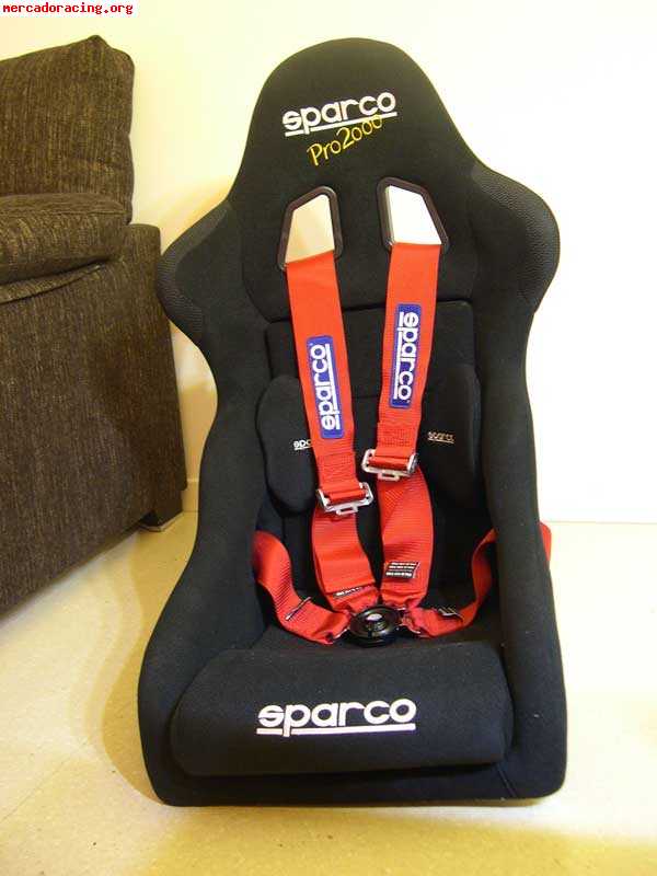 Vendo backet sparco pro 2000   arneses   bases 250€