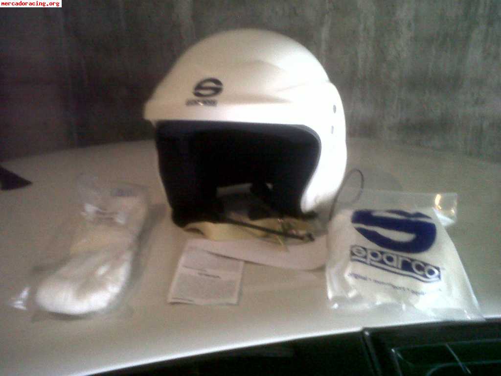 Casco de competición nuevo, a estrenar con interfono