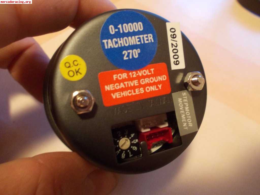 Vendo tacometro analógico 10.000 rpm - 25€